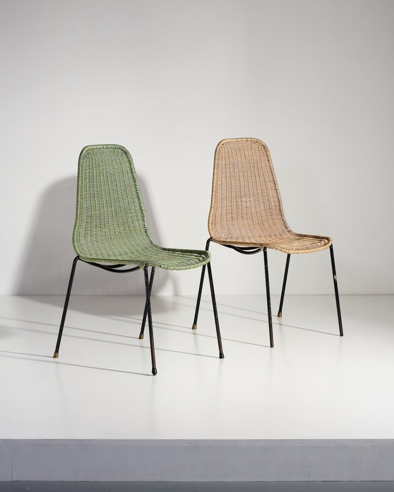 Mario Rinaldi, Pair of ‘Lumi’ chairs