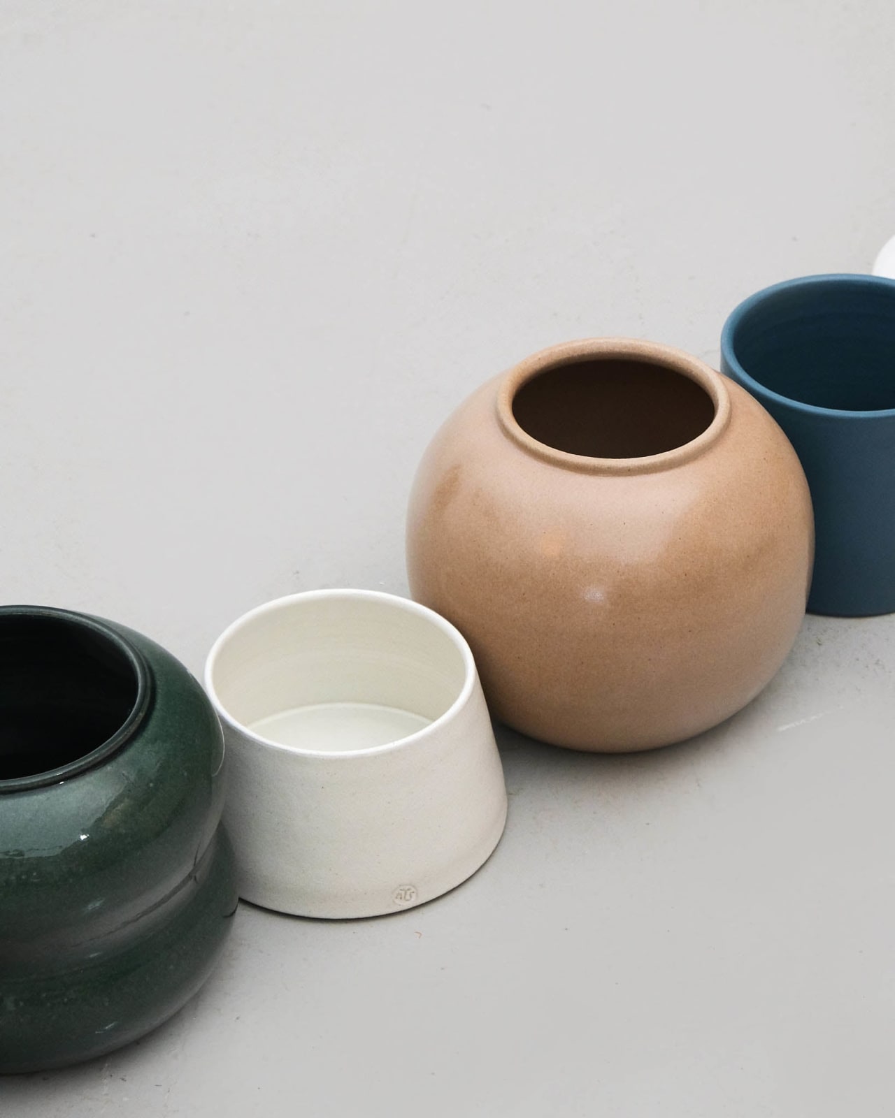 Nicola Tassie, Folly