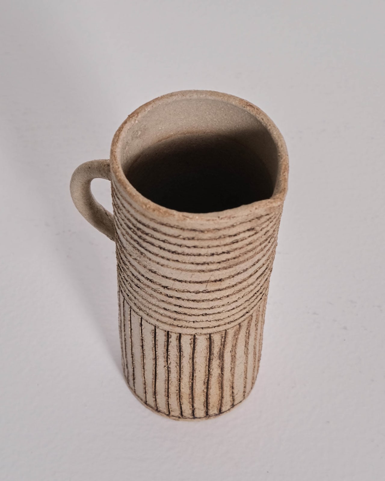 Jane Kite, Small Jug (light criss cross)