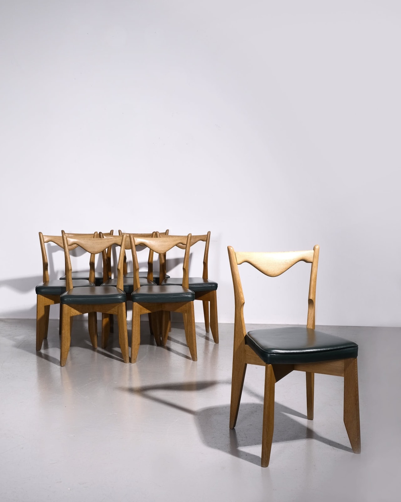 Guillerme et Chambron, Set of 8 Dining Chairs
