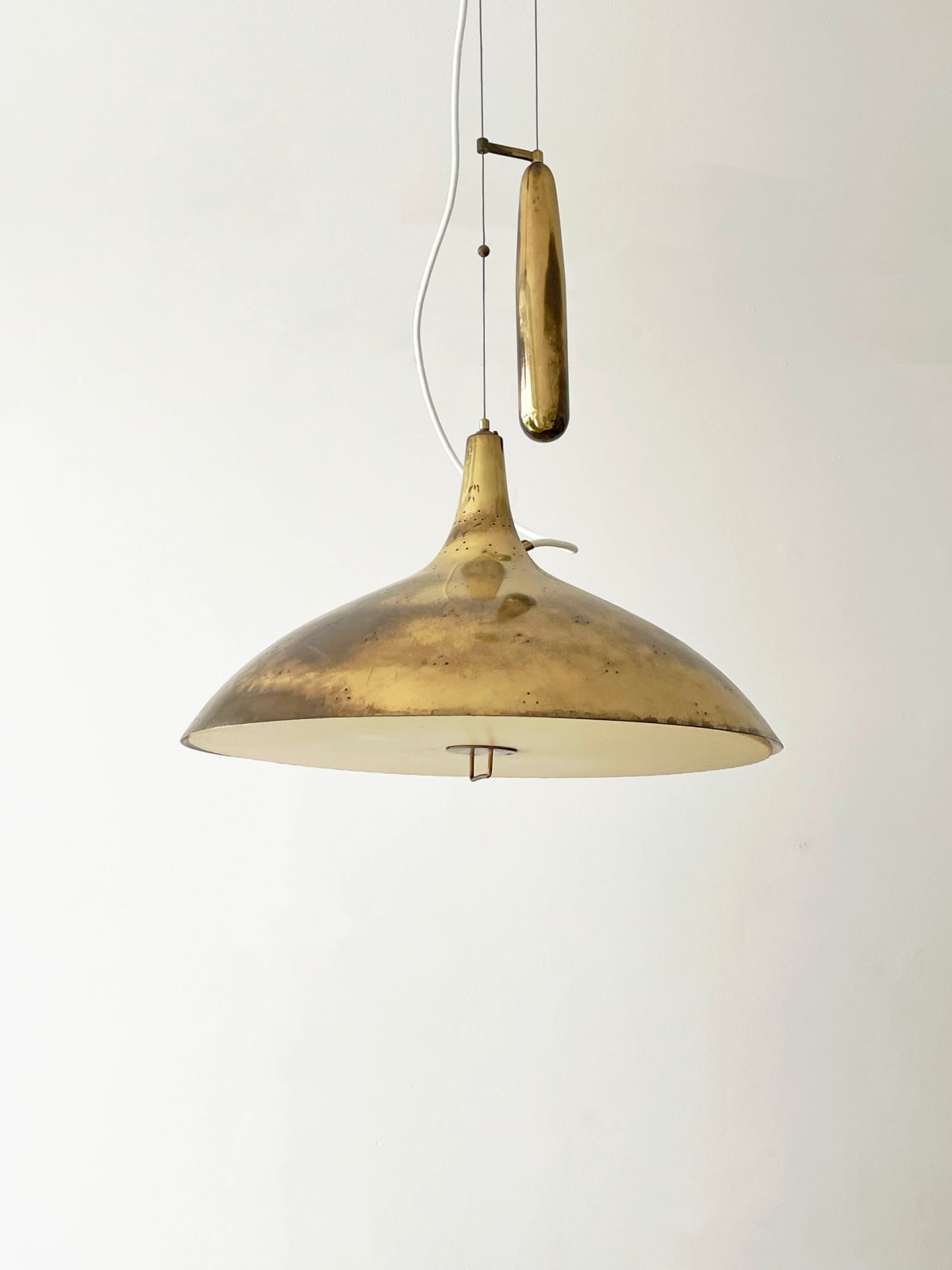 Paavo Tynell, Counterweight Pendant Light