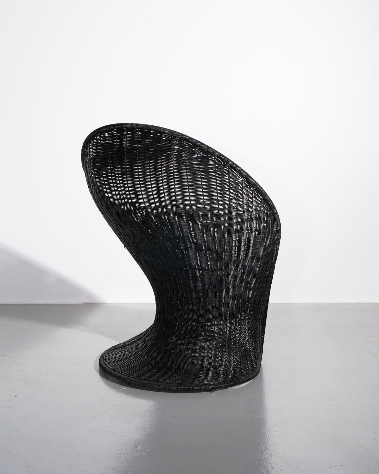 8 Holland Street x Desmond & Dempsey, Vittorio Bonacina Model '872' armchair