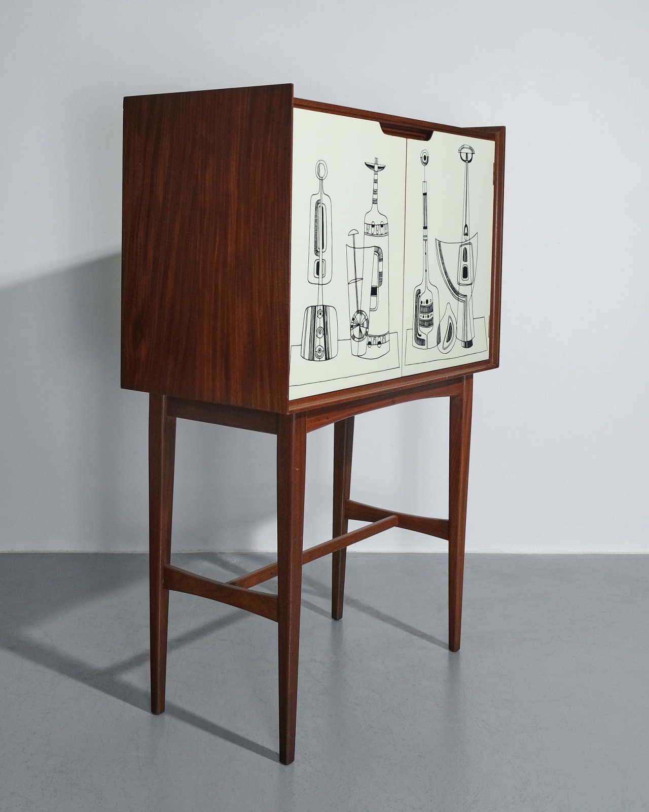 Italian, Liquor Cabinet