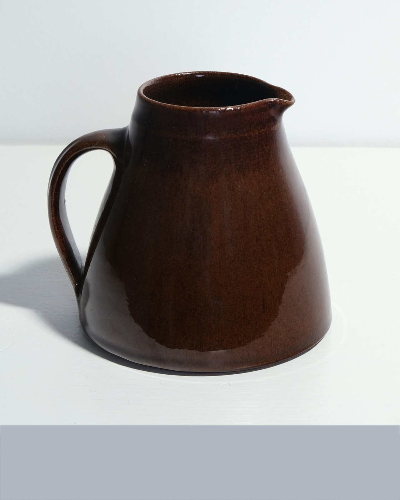 Nicola Tassie, Brown Harth Jug