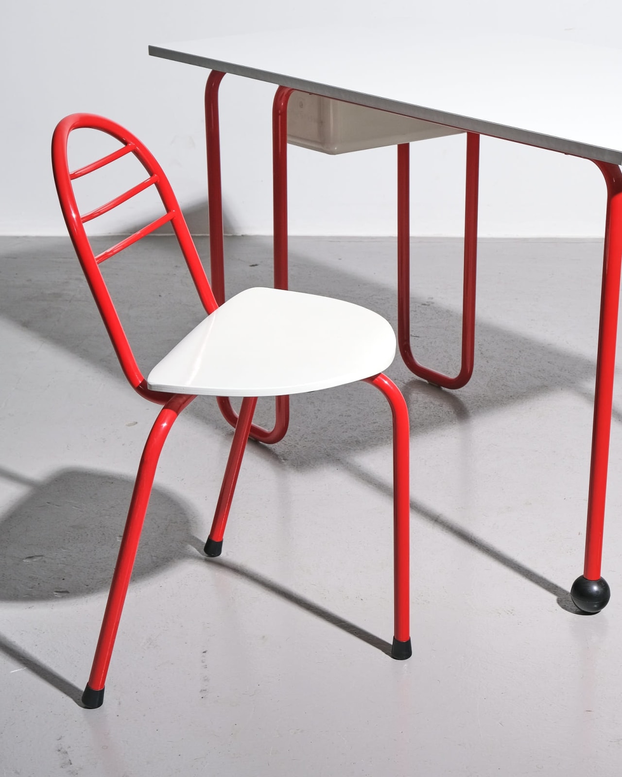 Bieffeplast, Teen Desk