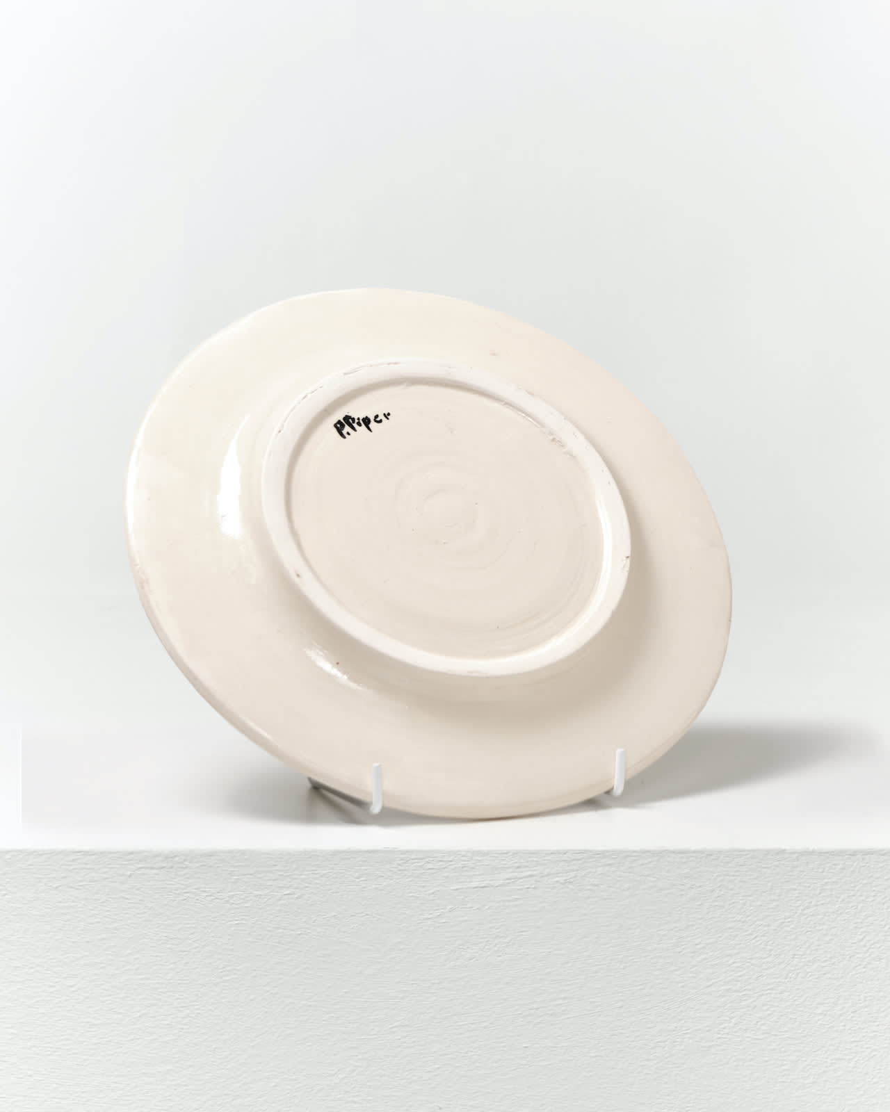 Prue Piper, Face plate