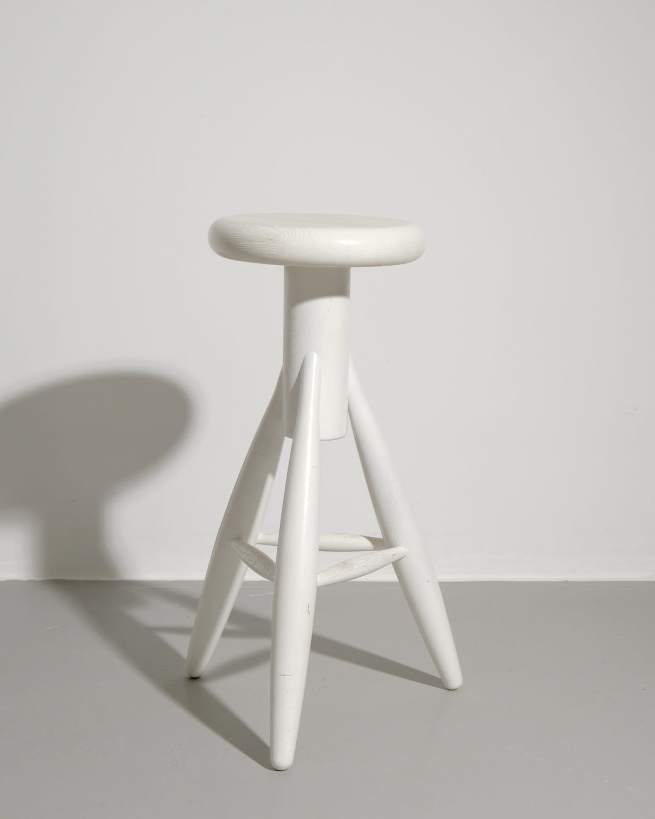Eero Aarnio, Rocket Bar Stool