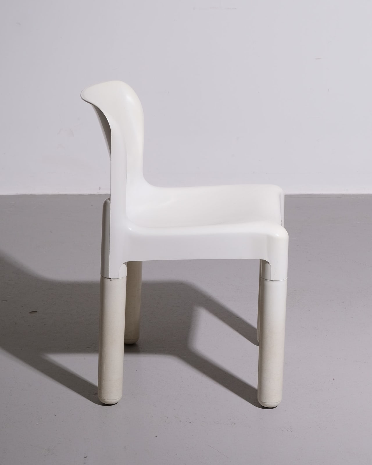 Carlo Bartoli, White '4875' Chair