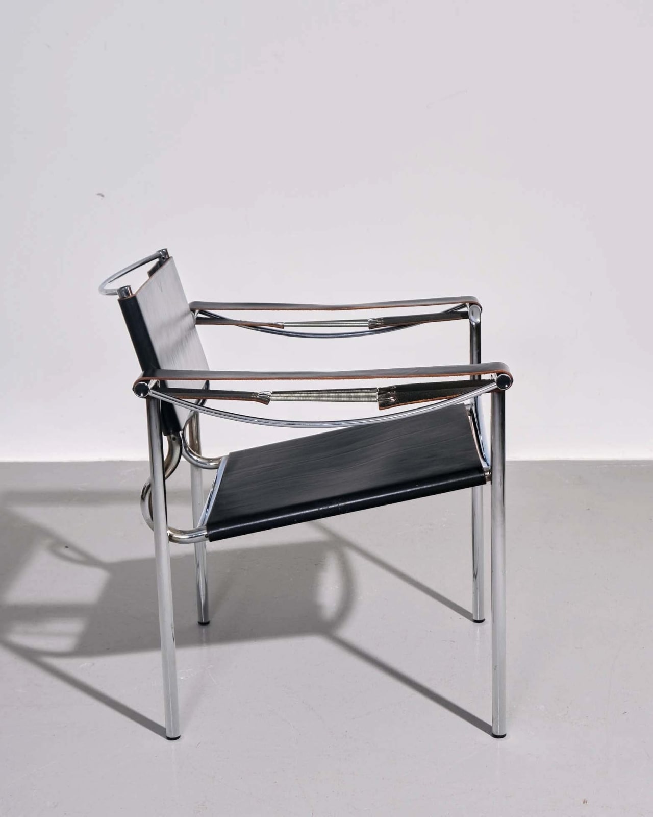 Giandomenico Belotti, 'Spaghetti' Armchair in Hide Leather and Chrome