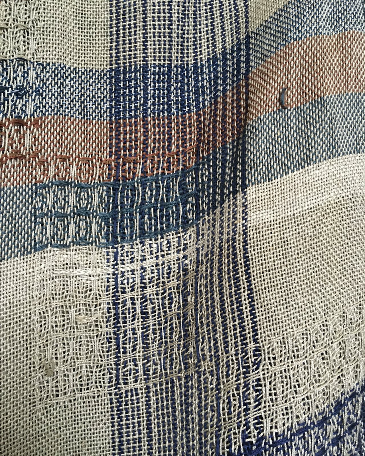 Catarina Riccabona, Handwoven throw 'Honeycomb Blocks'