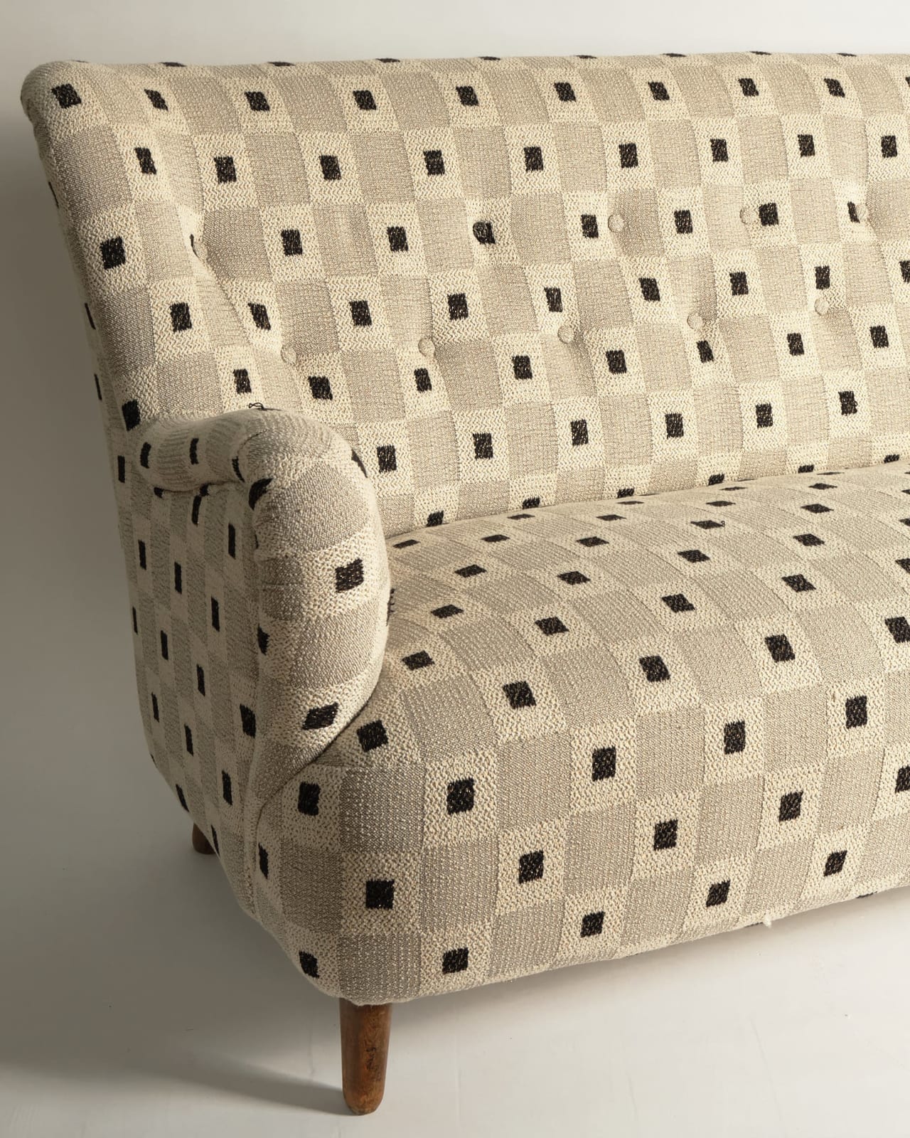 Danish cabinet maker, Button Back Sofa