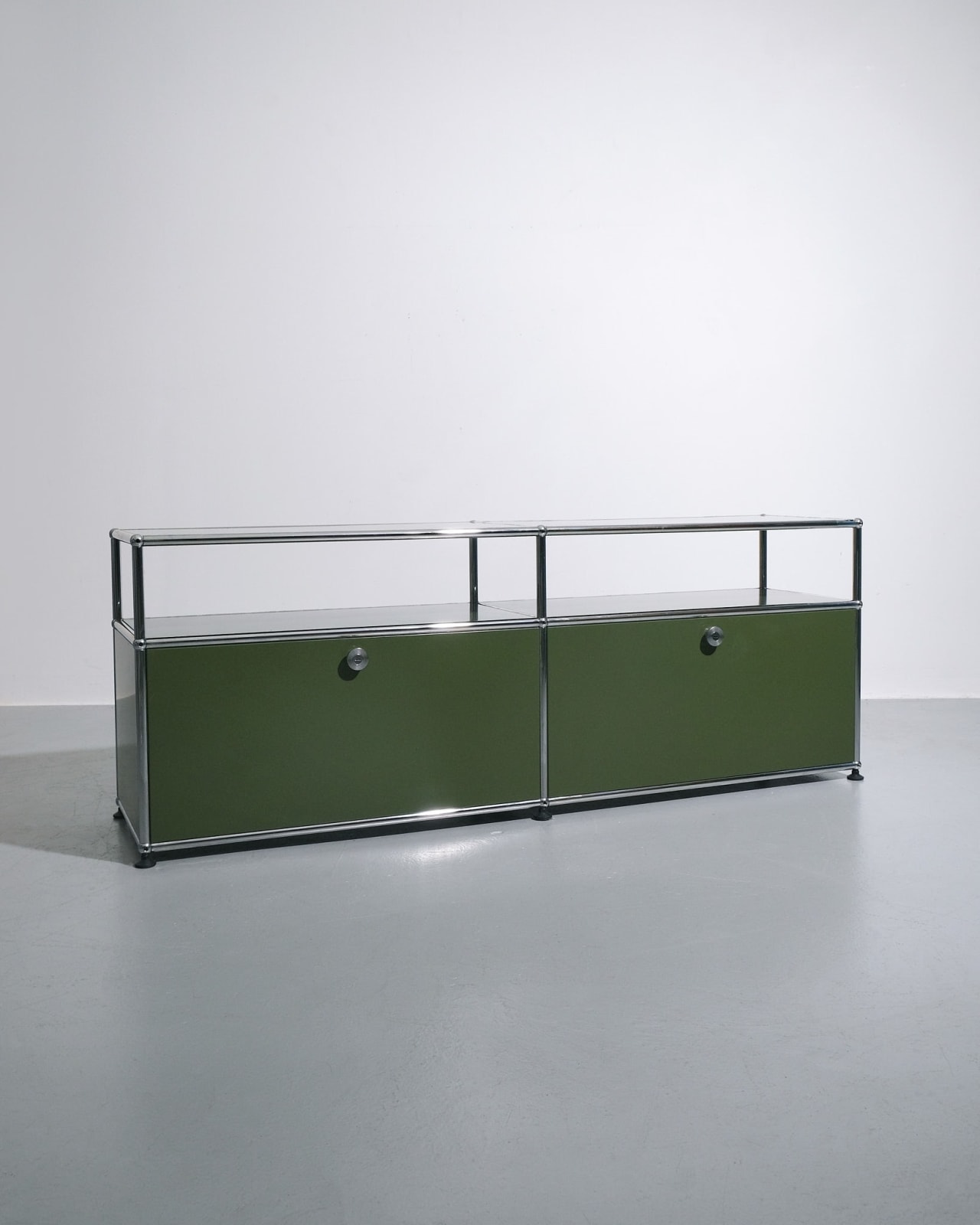 USM Haller, Media Unit Sideboard - Olive Green