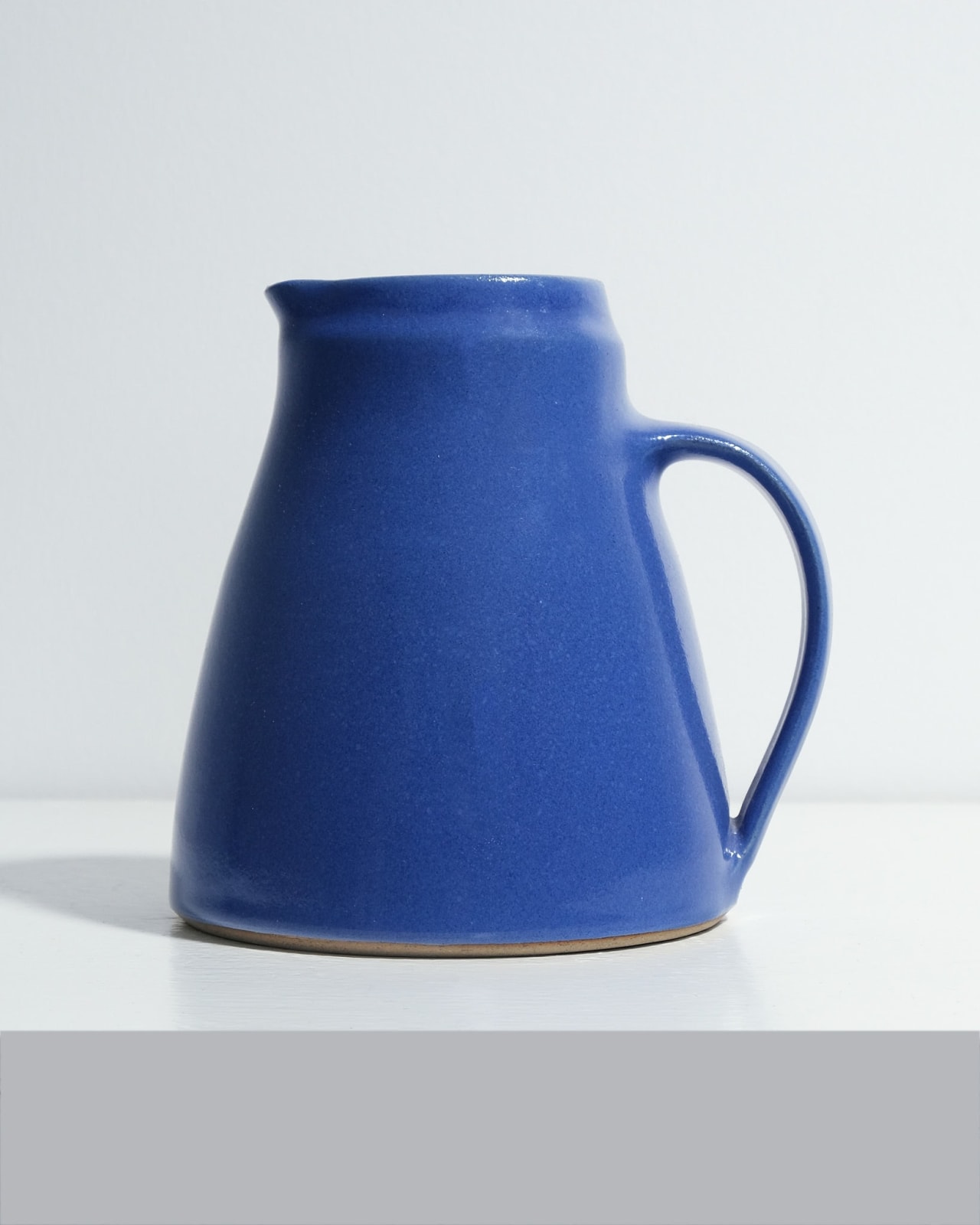 Nicola Tassie, Blue slim jug