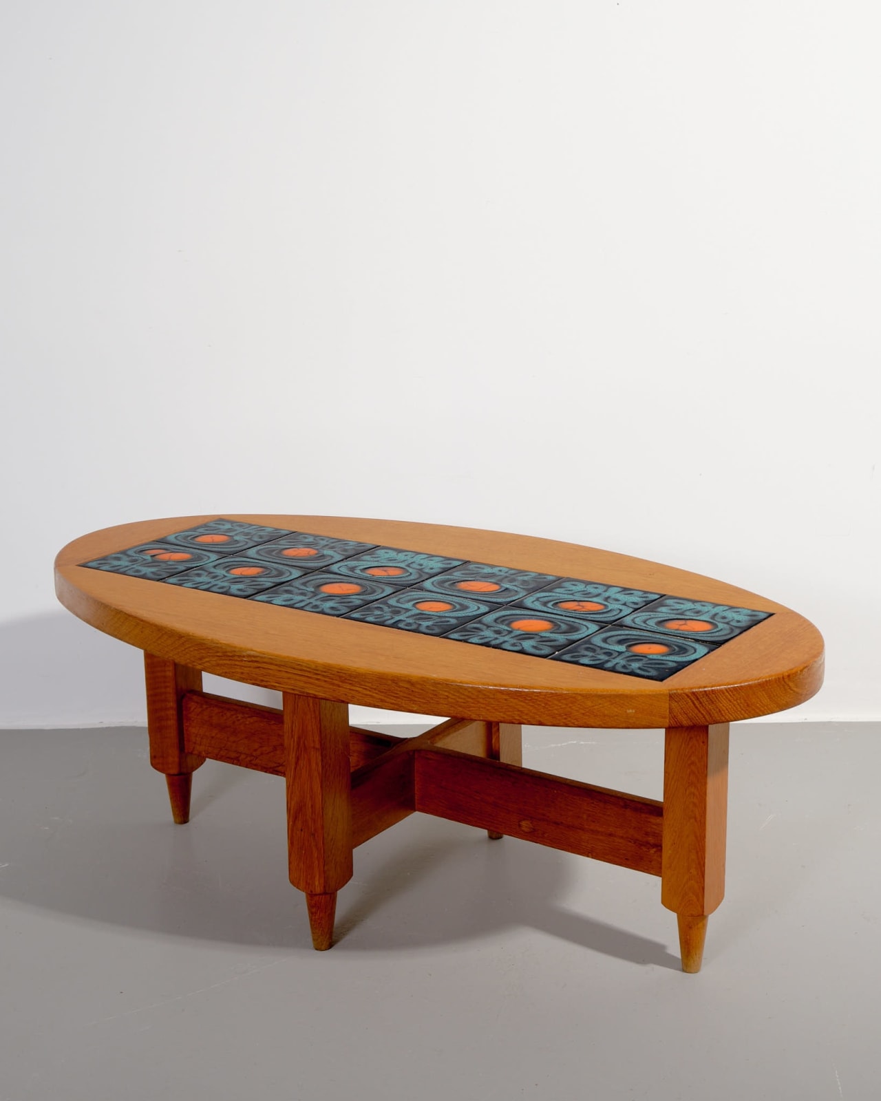 Guillerme et Chambron, Oval coffee table