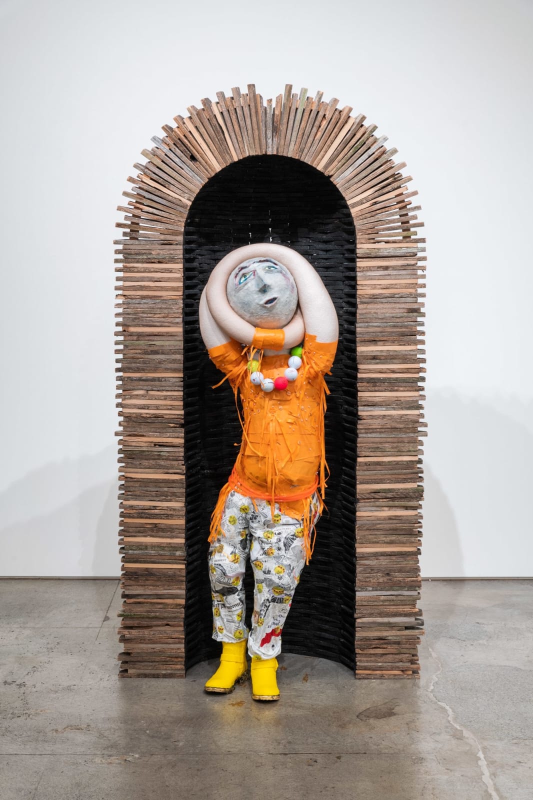 Claire Cowie and Leo Berk, Endless Hug, 2021