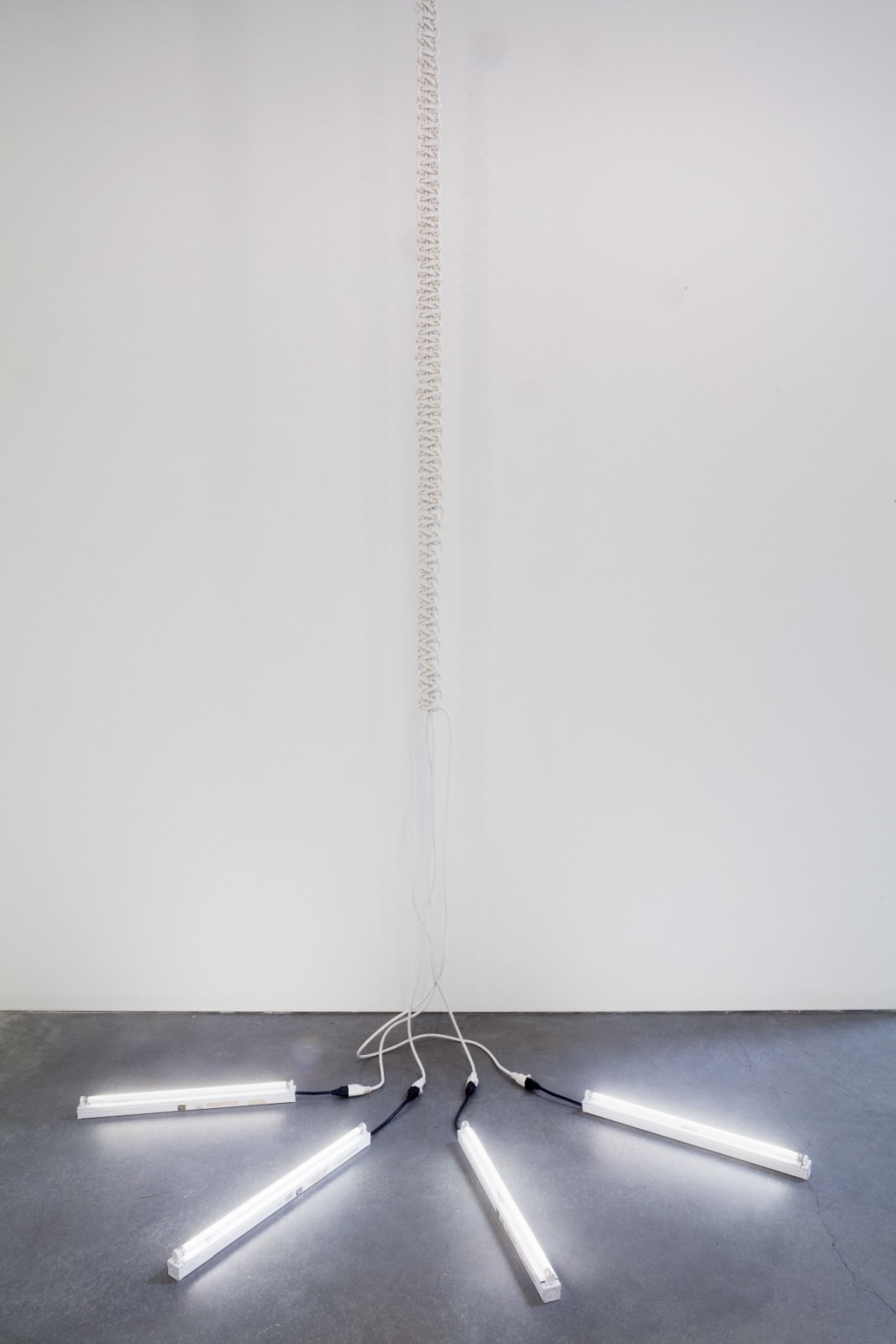 Dana Hemenway, Untitled (White Macrame Chain), 2016