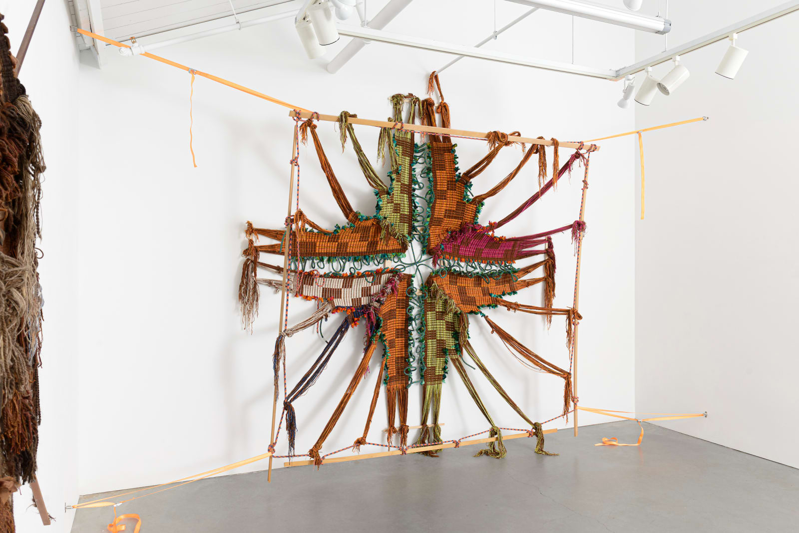 Kira Dominguez Hultgren, Arose, 2019