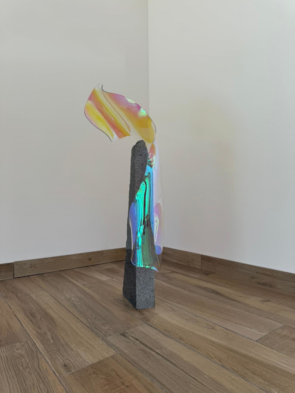 Clara Tournay, Maeve flamme suspendue, 2025