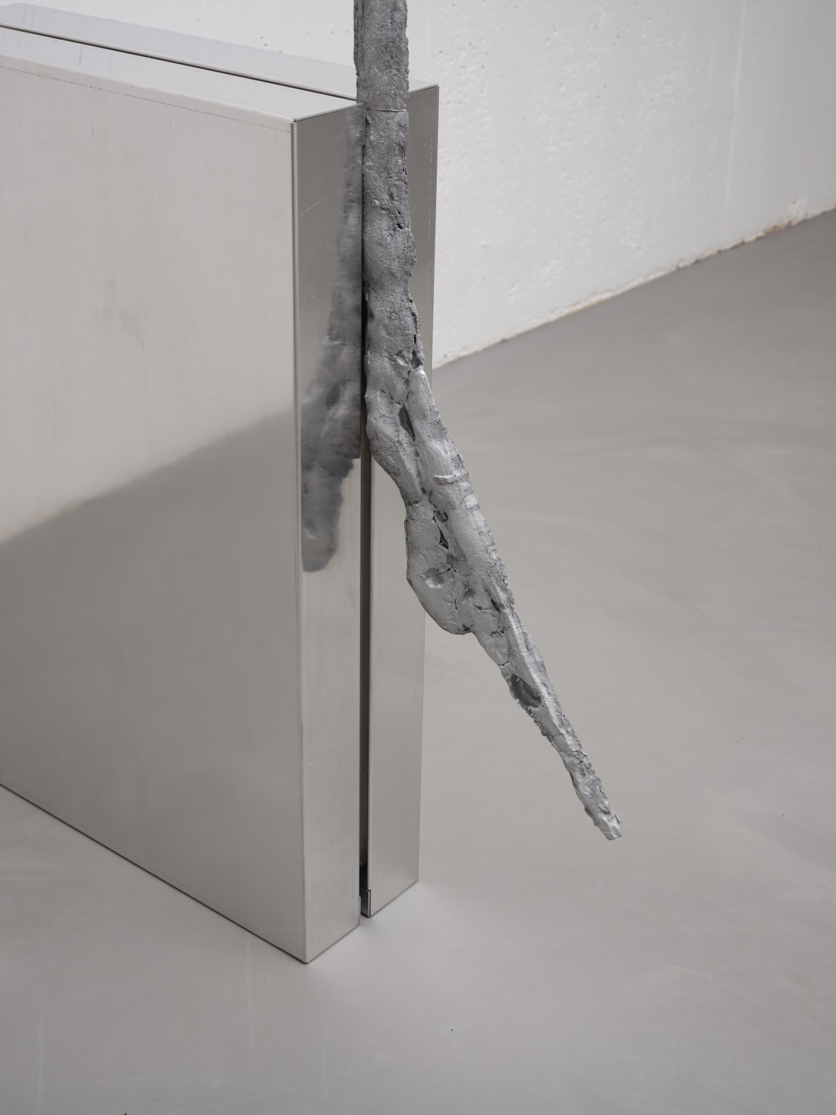 Dimitris Tampakis, Wipe that cheeky grin and come on, now, 2025