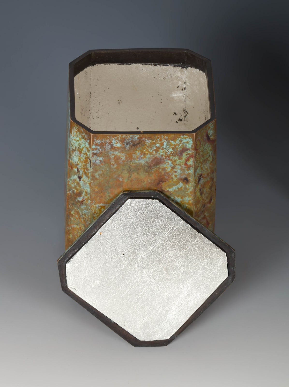 Hatakeyama Kōji, Eight Faces, 2025