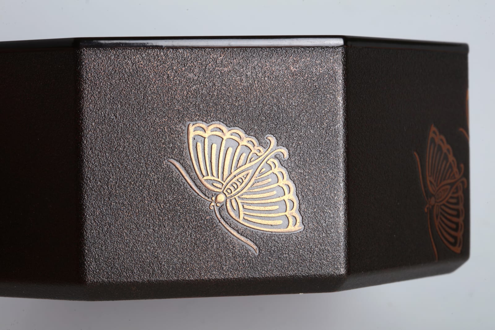 Mitamura Jiho, Octagonal Jewel Box with Peach Blossom and Butterflies, 1920s