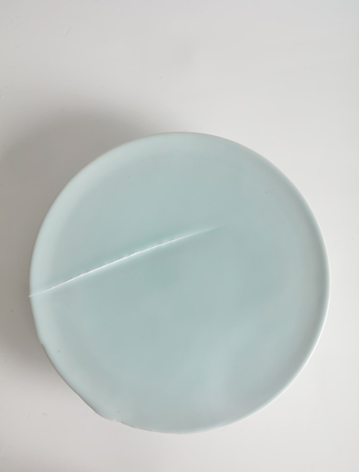 Fukami Sueharu, Mitsuashi (Large Plate on Three Feet), 1980s