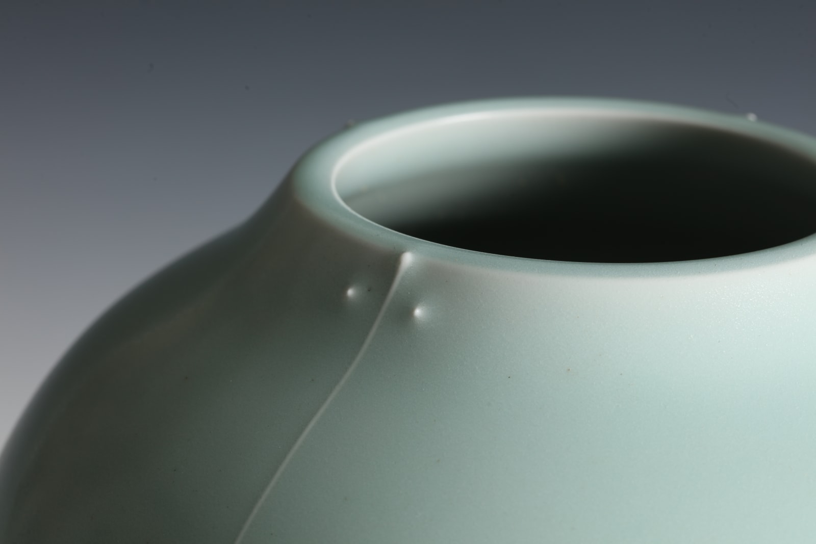 Fukami Sueharu, Flower Vase, 1970s