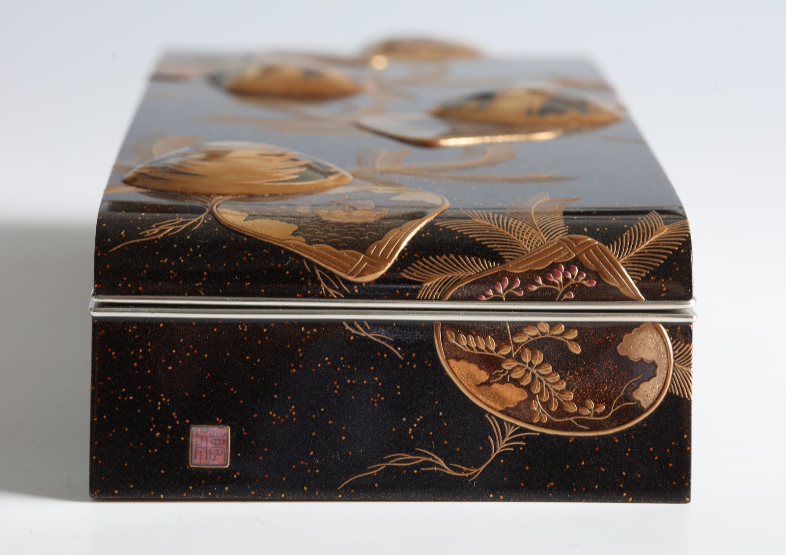 Yamazaki Mushū, Rectangular Box with Shells, 2007