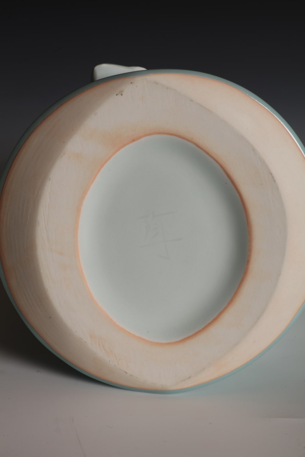 Fukami Sueharu, Vase entitled Kaze (Wind), 1988