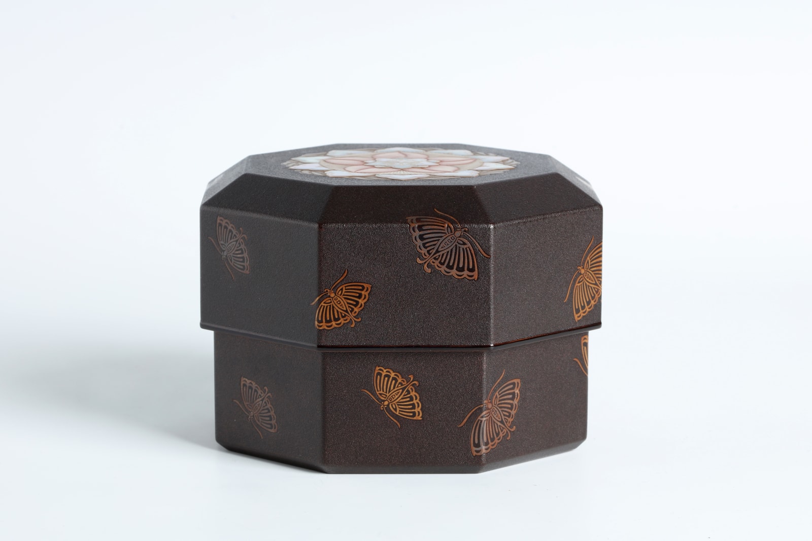 Mitamura Jiho, Octagonal Jewel Box with Peach Blossom and Butterflies, 1920s