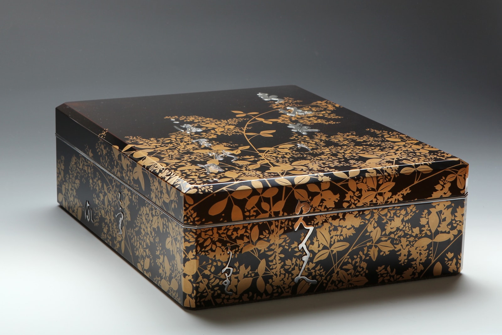 Miyazaki Heiando, Set of Writing Box and Document Box with Poem, Grasses and Flowers, 1920s