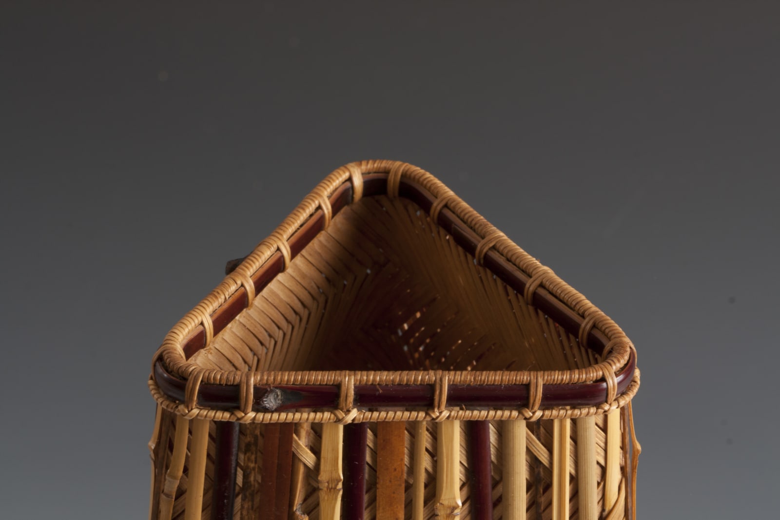 Tsujimura Ichirō, “Bamboo Shower” Triangular Flower Basket, 2010