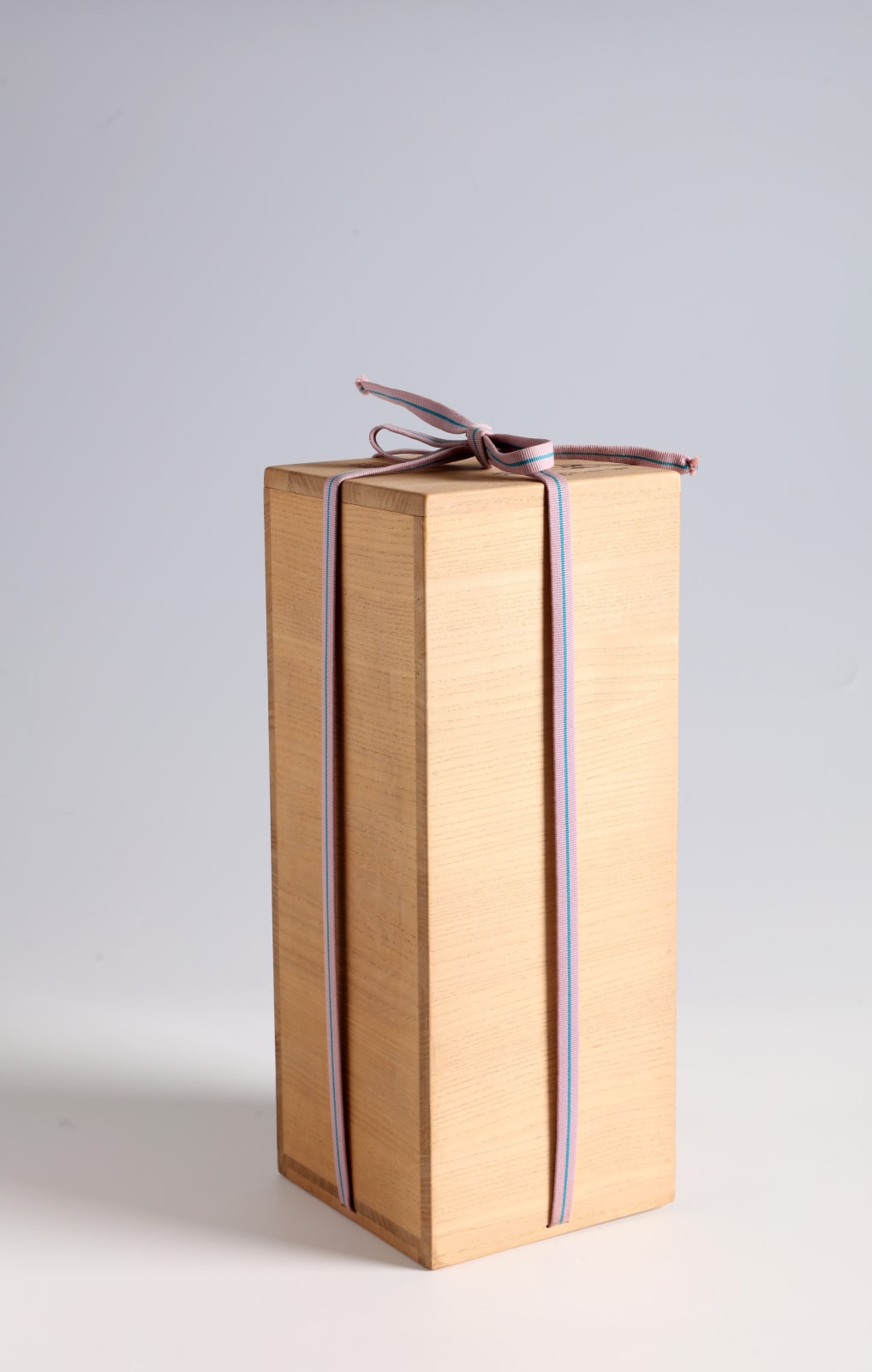 Takegoshi Jun, Square Vase with Bull-Headed Shrikes on Tree Branches, ca 2000