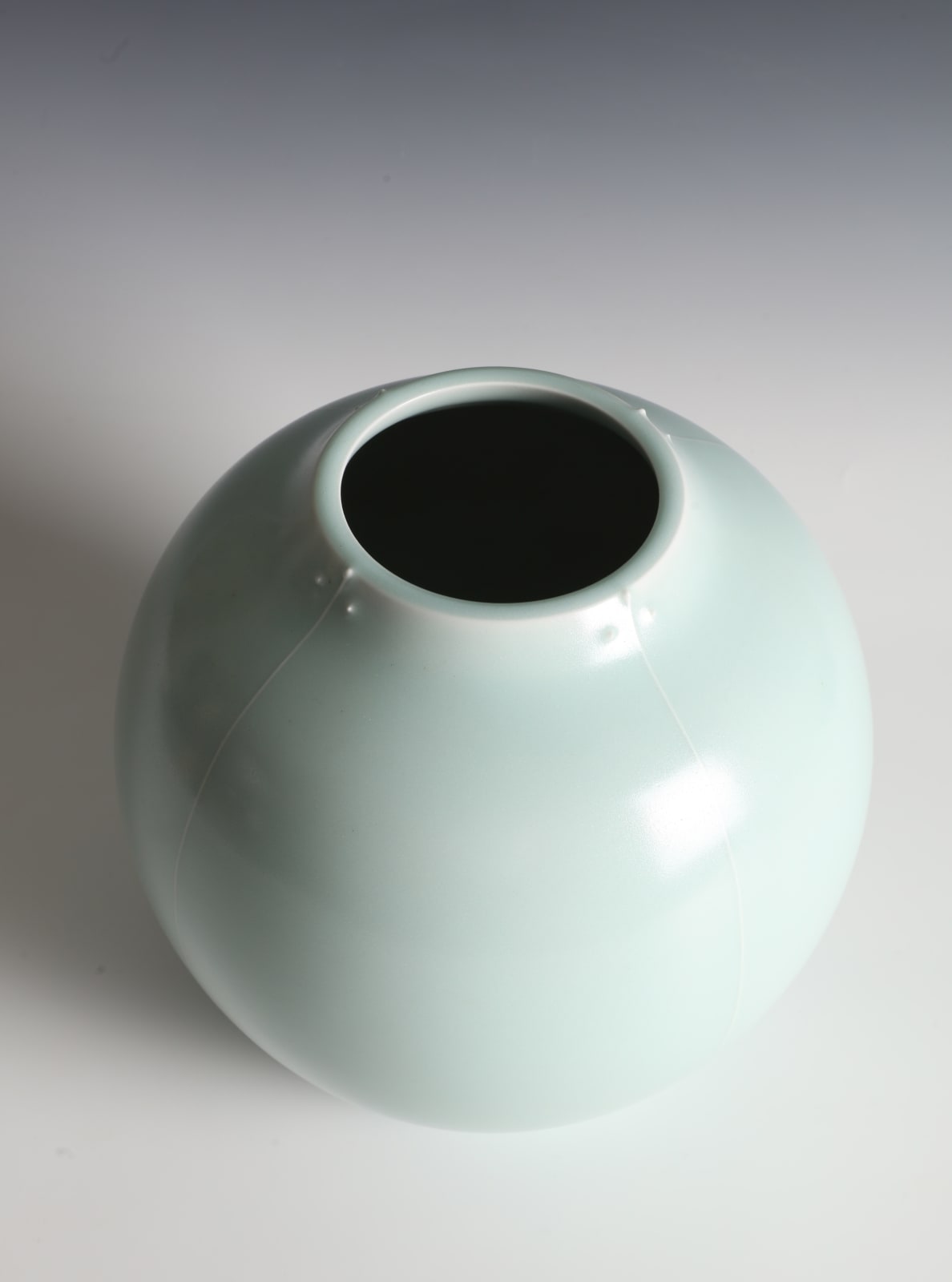 Fukami Sueharu, Flower Vase, 1970s