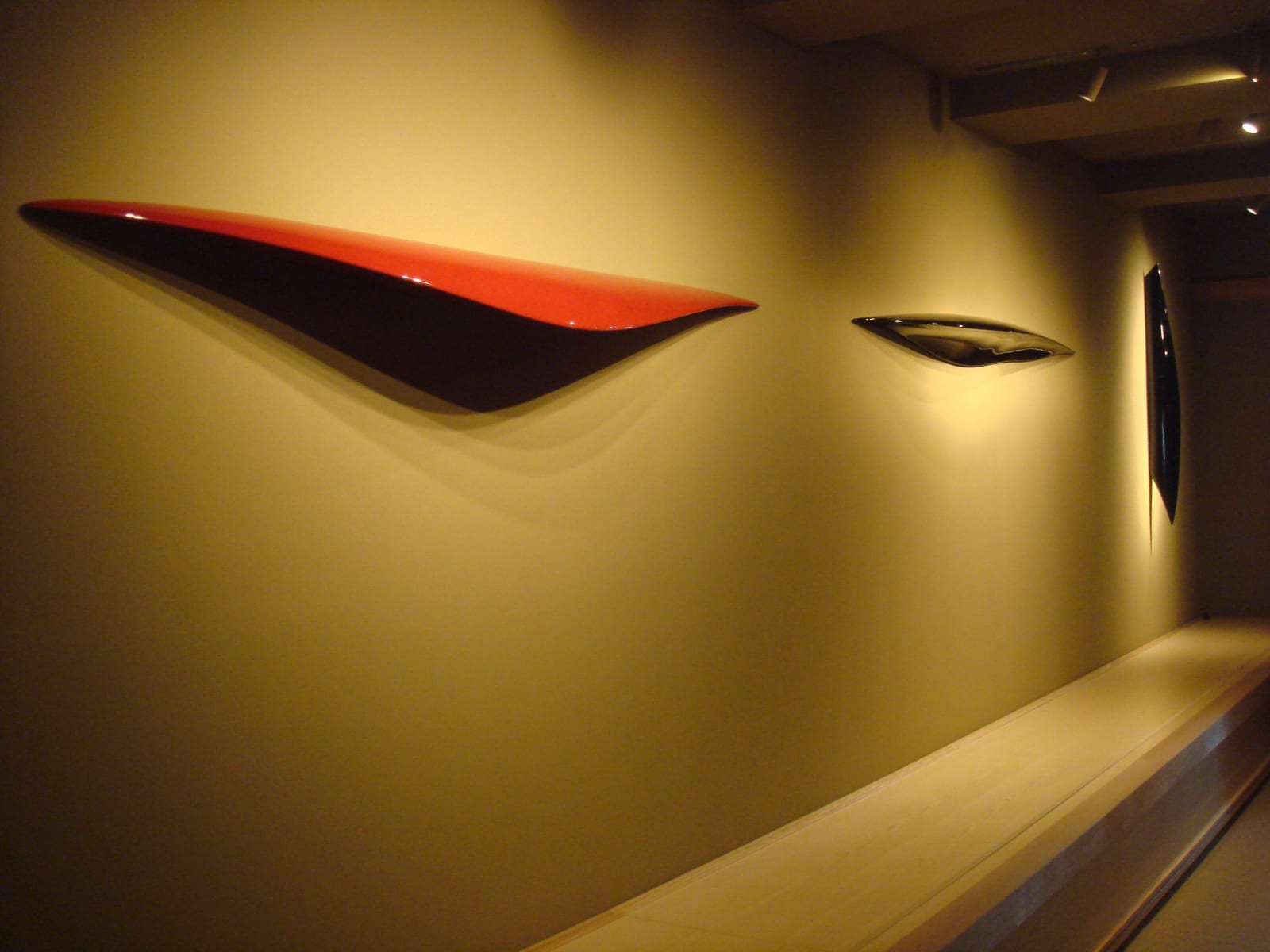 Nobuyuki Tanaka, Flow (Wave in red), 2015