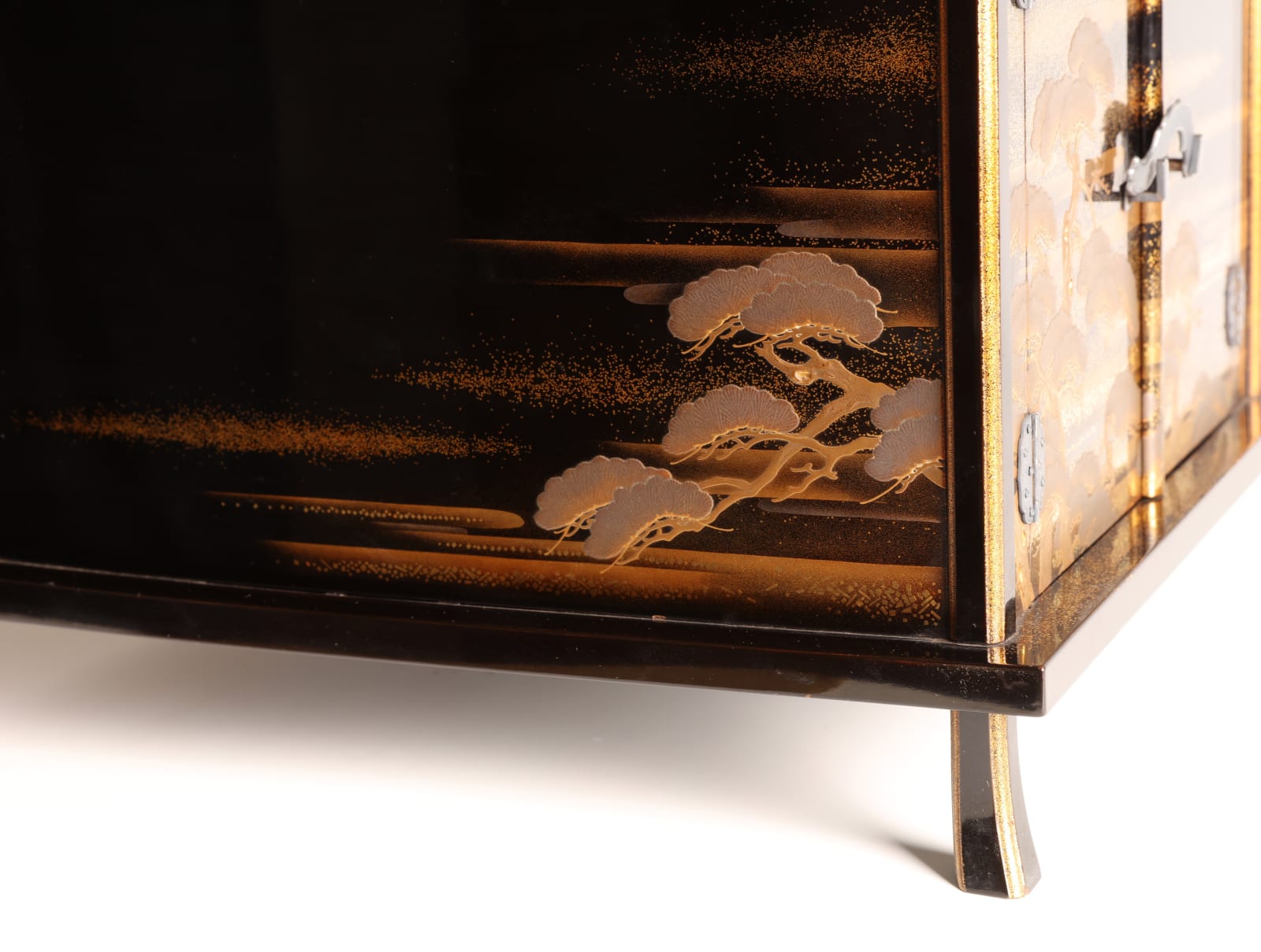 Maki-e Lacquer artist, Set of Shelves with Designs Based on the Noh Drama Takasago, 1910s-1920s