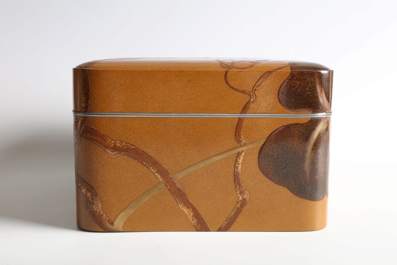 Chōhō Narahara, Accessory Box with Design of Gentians and Dragonfly, 1950s