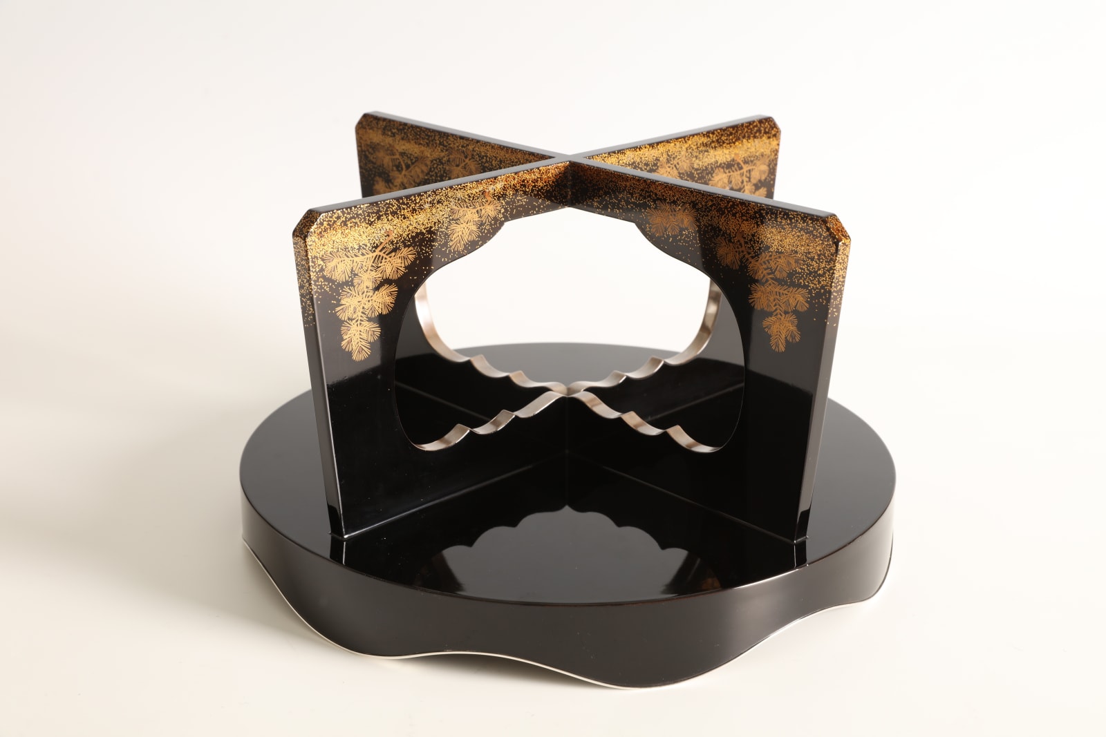 Yasuhara Shōsō, Offering Stand with Distant Hills and Pine Saplings, 1930s