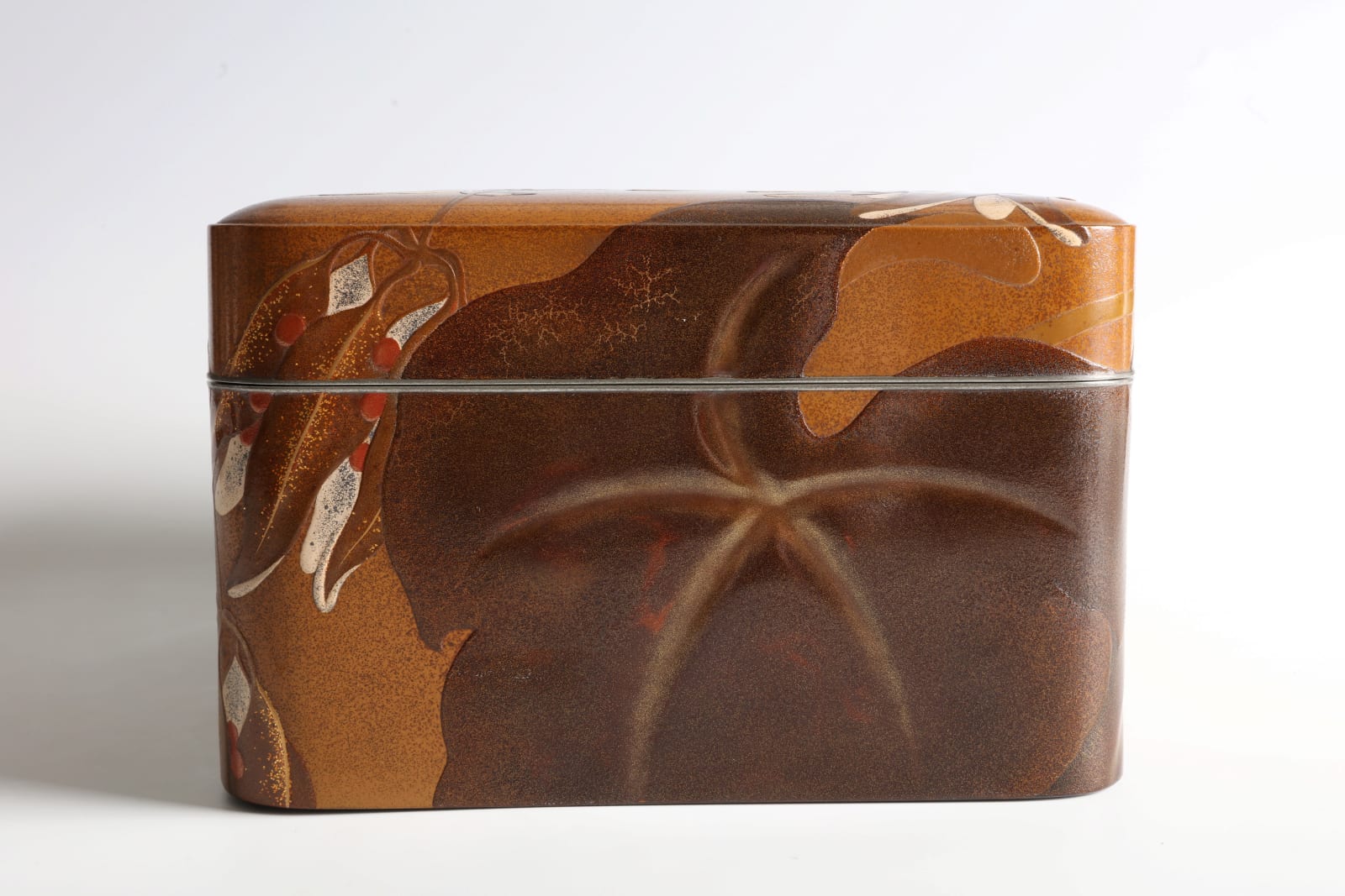 Chōhō Narahara, Accessory Box with Design of Gentians and Dragonfly, 1950s