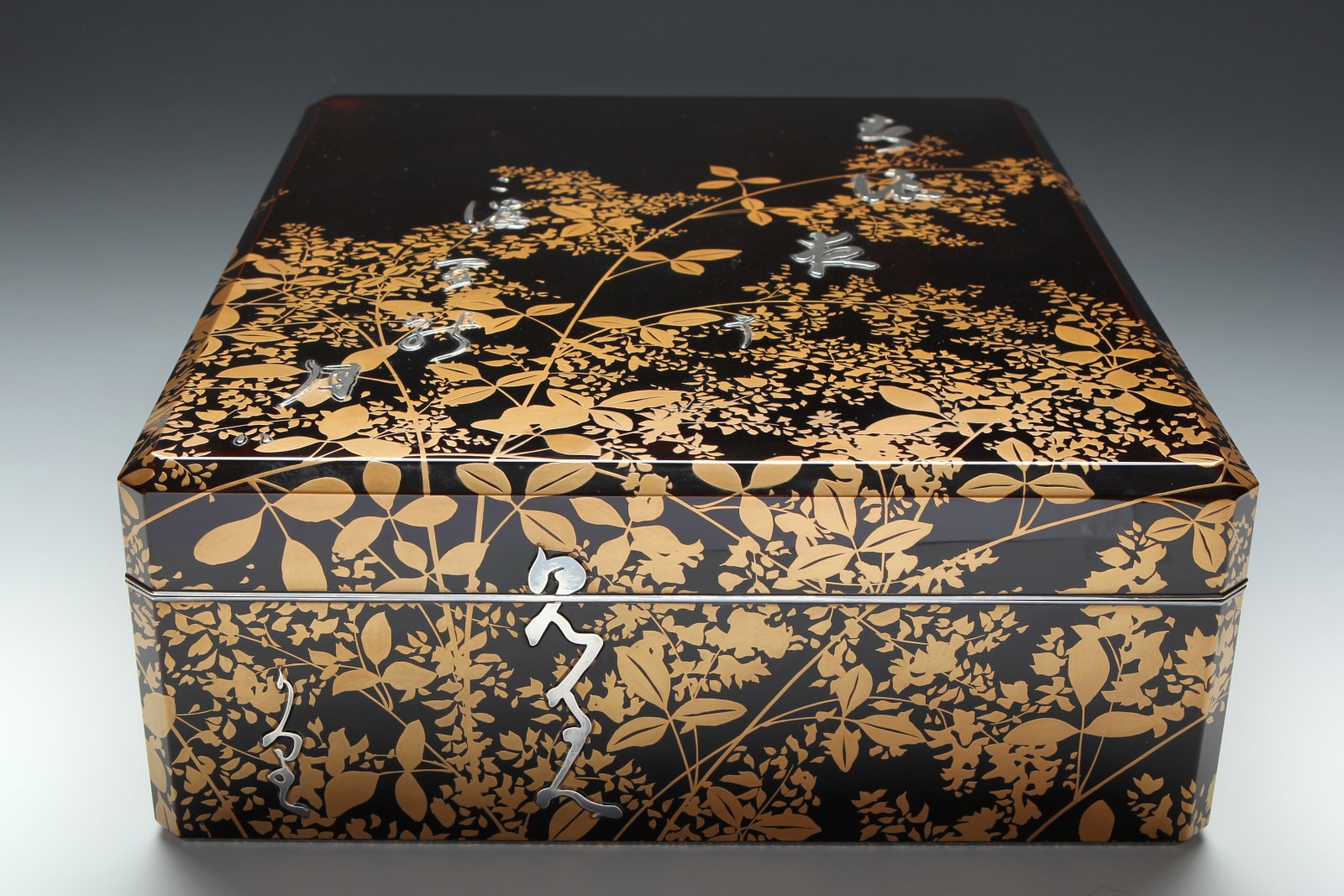 Miyazaki Heiando, Set of Writing Box and Document Box with Poem, Grasses and Flowers, 1920s