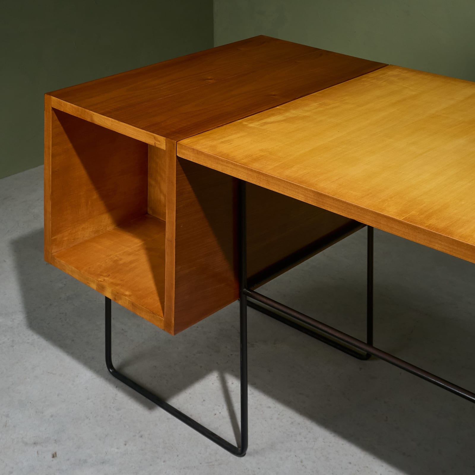 Taichiro Nakai, Duo-Tone Writing Desk for La Permanente Mobili Cantù, 1955
