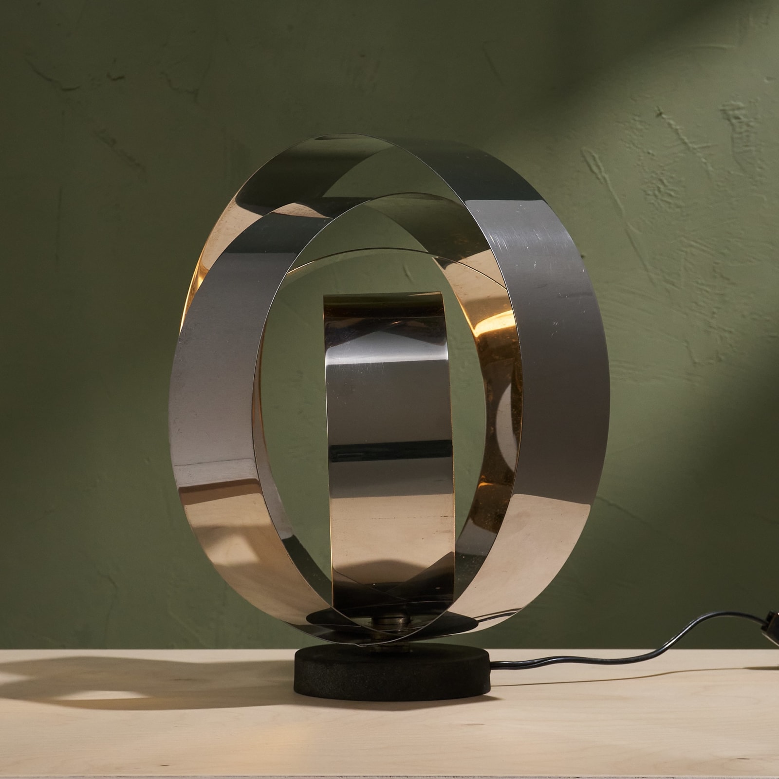 Unknown, Table Lamp with Chrome Concentric Circles, Italy, 1970s
