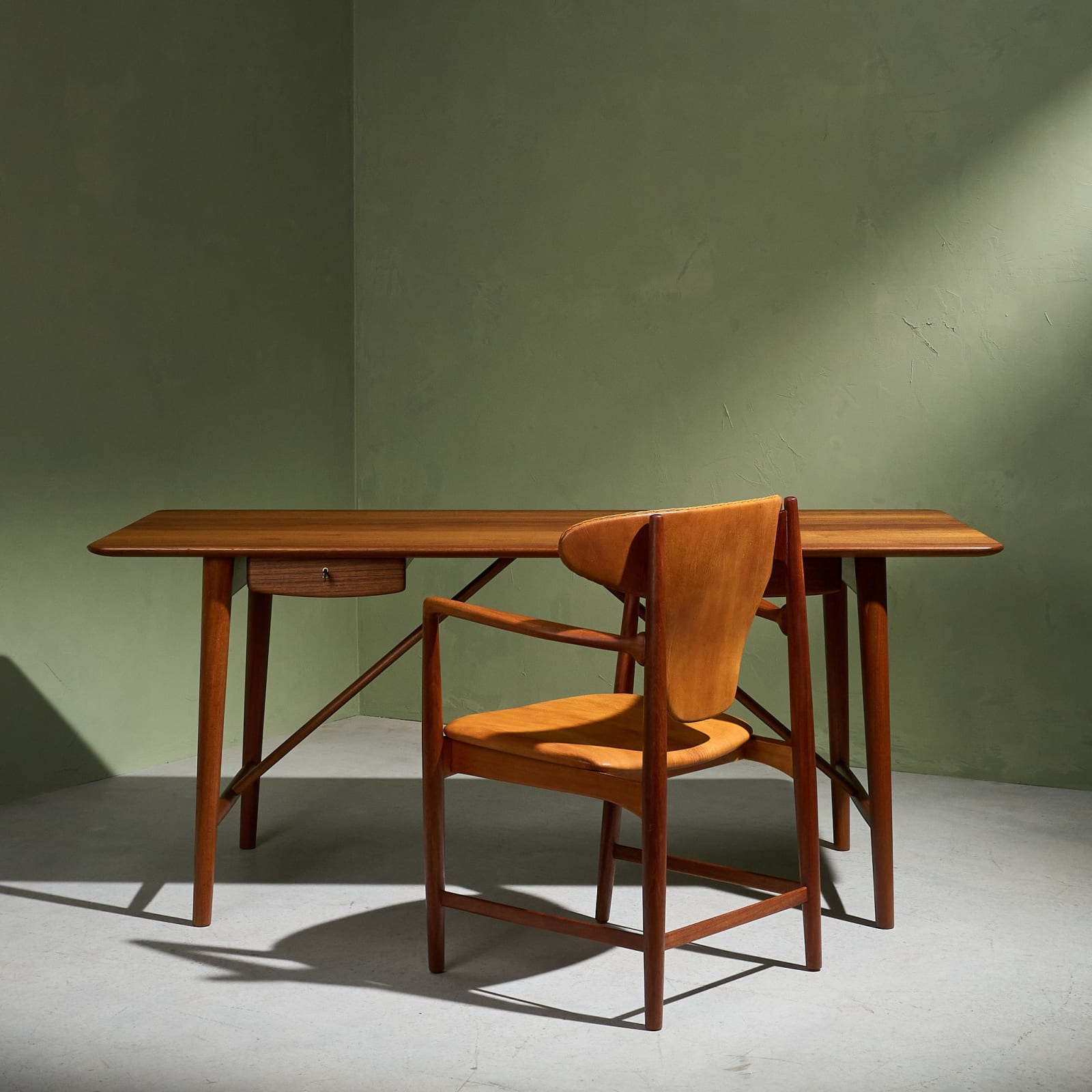 Peter Hvidt & Orla Mølgaard-Nielsen, Pair of Desks 'Model 310' in Solid Teak for Søborg Møbelfabrik, Denmark , 1950s