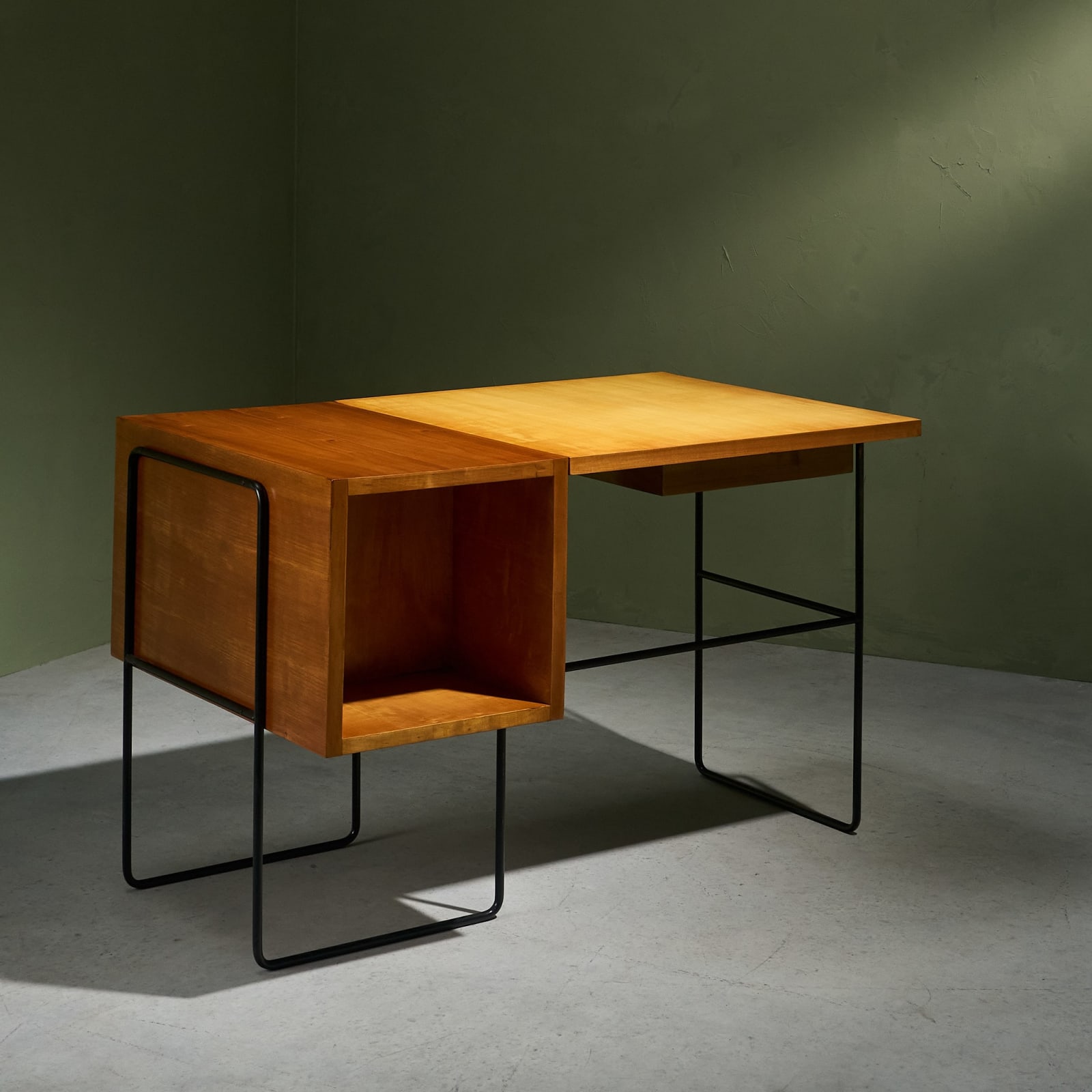 Taichiro Nakai, Duo-Tone Writing Desk for La Permanente Mobili Cantù, 1955