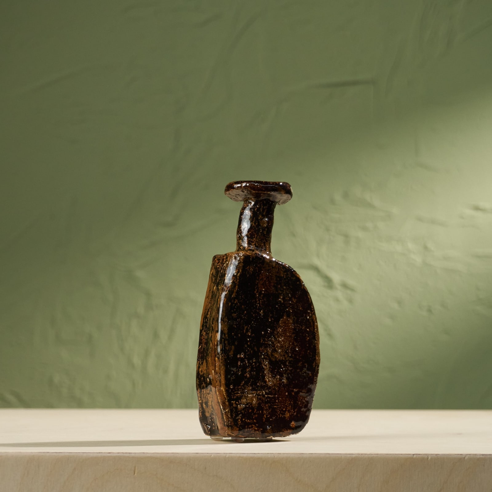 Willem van Hooff, Tiny Core Vessel, Glazed Earthenware, The Netherlands, 2020s