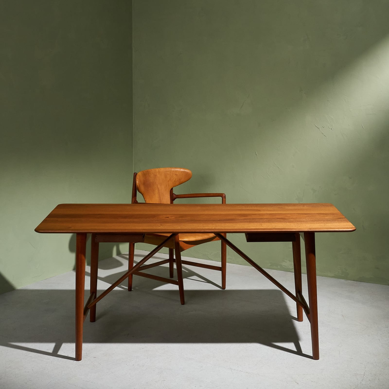 Peter Hvidt & Orla Mølgaard-Nielsen, Pair of Desks 'Model 310' in Solid Teak for Søborg Møbelfabrik, Denmark , 1950s
