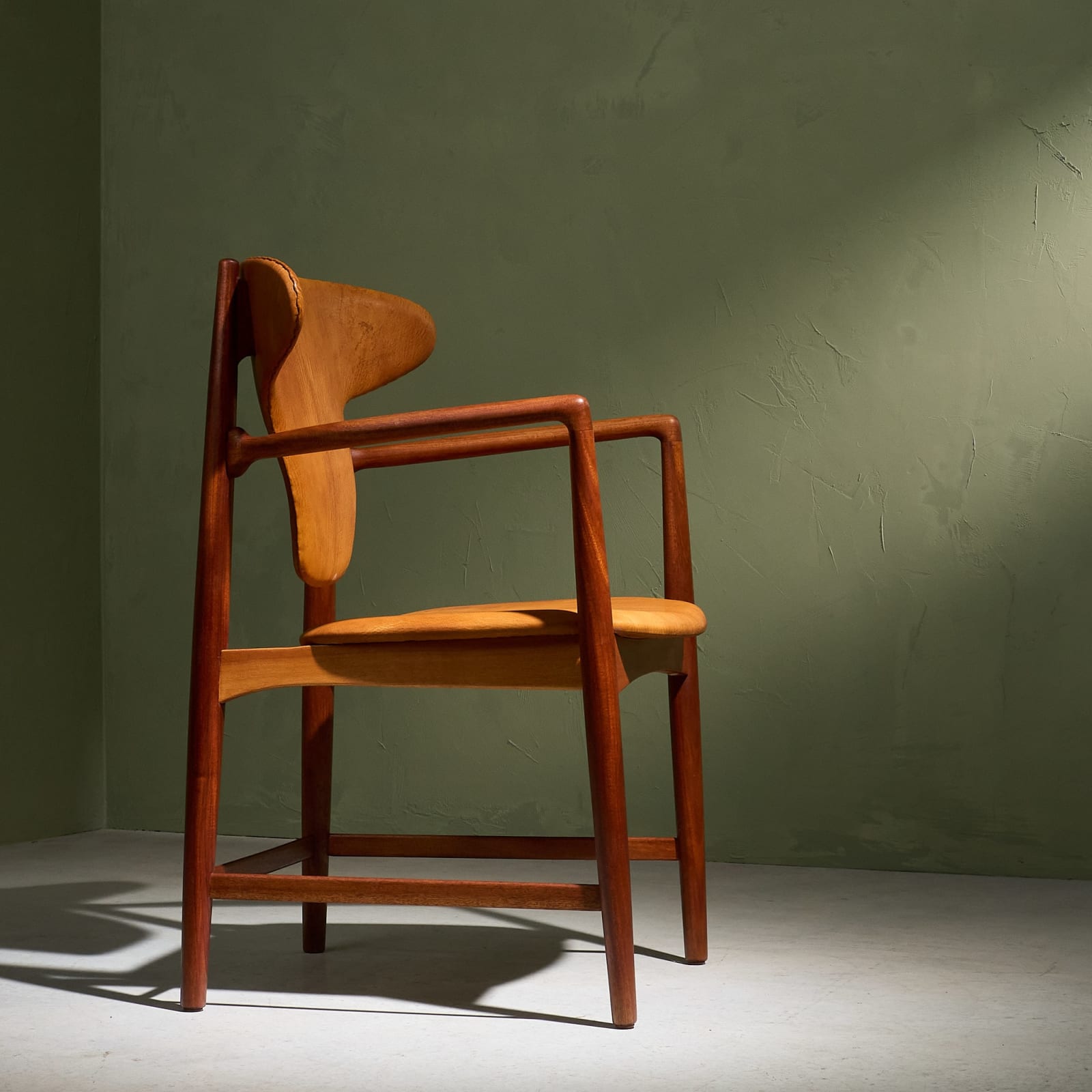 Nils & Eva Koppel, Arm Chair in Patinated Niger Leather and Teak by Slagelse Møbelfabrik, Denmark, 1960s