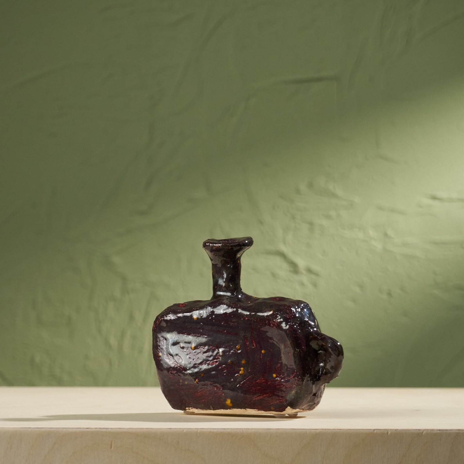 Willem van Hooff, Tiny Core Vessel, Glazed Earthenware, The Netherlands, 2020s