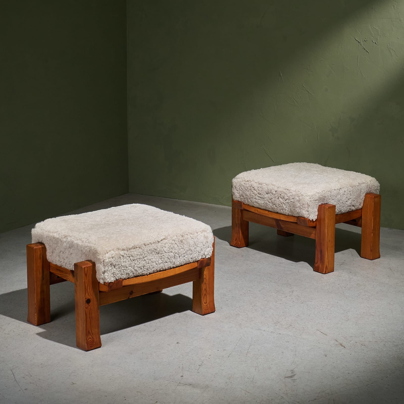 Unknown, Pair of Large Ottomans in Solid Pine and Sheepskin Cushion, Sweden, 1950s/1960s