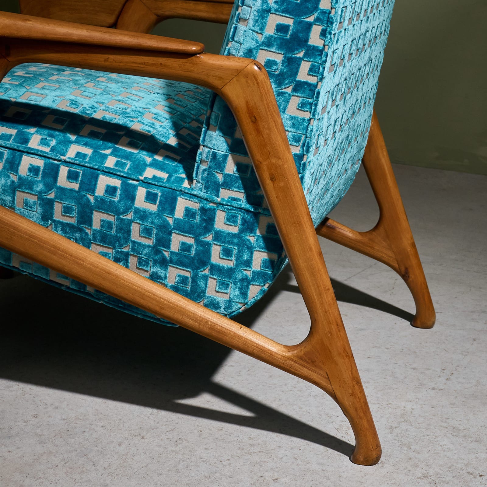 Augusto Romano, Sculptural Lounge Chair, Italy, 1940s